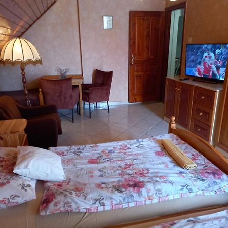 Gizella Haz Daire Kestel Dış mekan fotoğraf